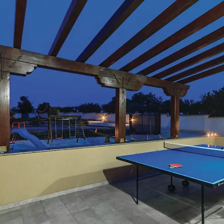 Casa For 8 People Near Pula With Volleyball Pitch And Children Playground Willa