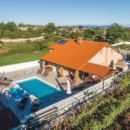 Casa For 8 People Near Pula With Volleyball Pitch And Children Playground